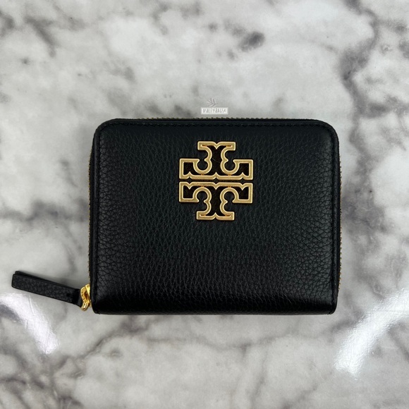 Tory Burch Handbags - Tory Burch Britten Medium Wallet In Black